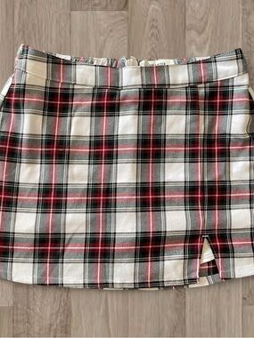 Hollister Women’s Plaid Mini Skirt NWT